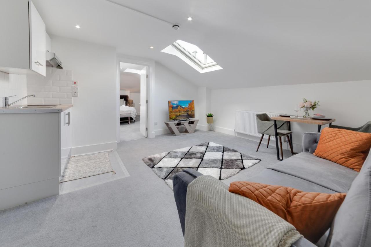Suites By Rehoboth - M'Nuchah - Camden Road London Ngoại thất bức ảnh